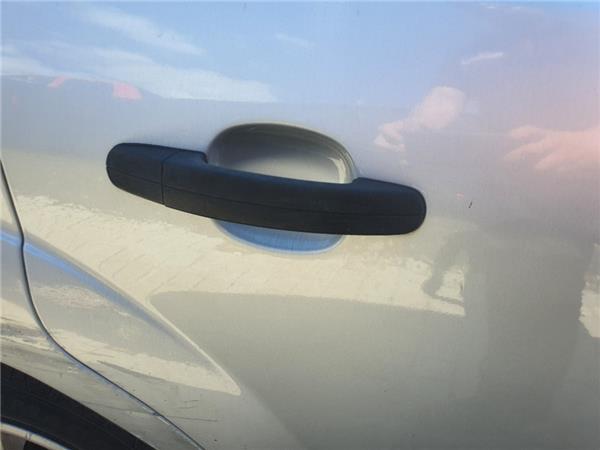 maneta exterior trasera derecha ford focus berlina (cap)(08.2004 >) 1.8 ambiente (d) [1,8 ltr.   85 kw tdci turbodiesel cat]