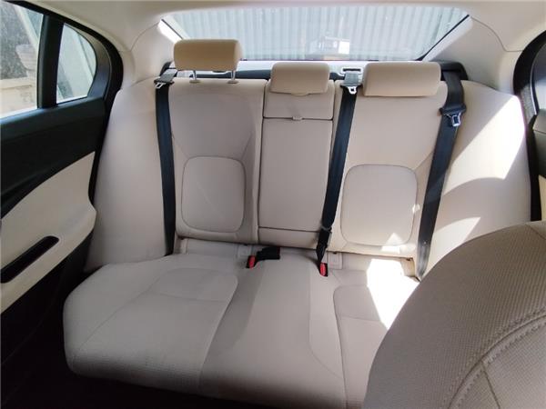 asientos traseros jaguar xe (10.2014 >) 2.0 hse [2,0 ltr.   132 kw diesel cat]