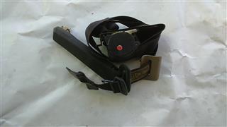 cinturon seguridad trasero izquierdo nissan terrano ii (r20)(02.1993 >) 93/ 