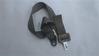 cinturon seguridad trasero central nissan terrano ii (r20)(02.1993 >) 93/ 