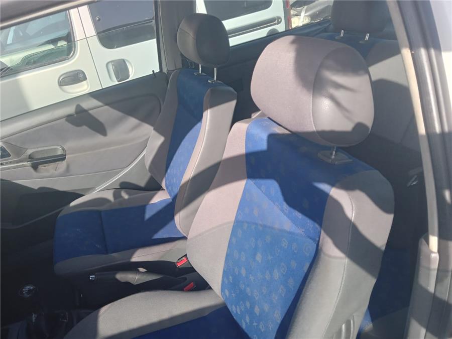cinturon seguridad delantero izquierdo seat ibiza (6k1) akk