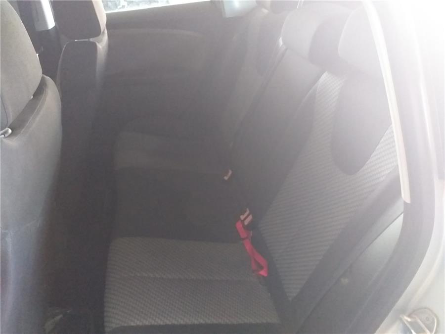 cinturon seguridad trasero derecho seat leon (1p1) blg