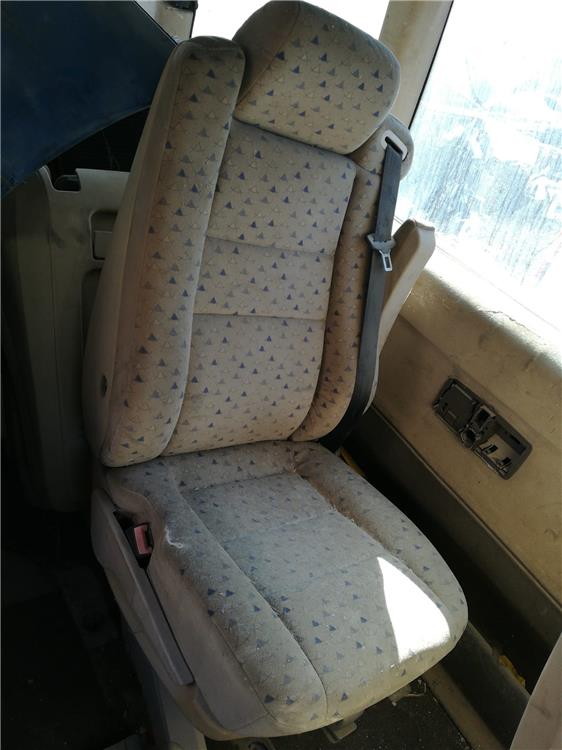 asientos traseros izquierdo mercedes benz vito furgón 112 cdi 2.2 (638.094) 122cv 2151cc