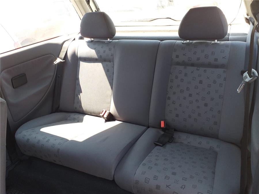 cinturon seguridad trasero izquierdo seat ibiza (6k1) akk