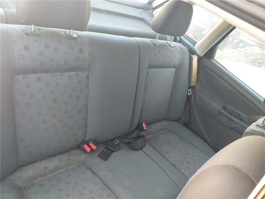 cinturon seguridad trasero derecho seat ibiza (6k1) 
