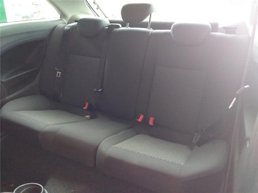 cinturon seguridad trasero izquierdo seat ibiza sc (6j1) cay
