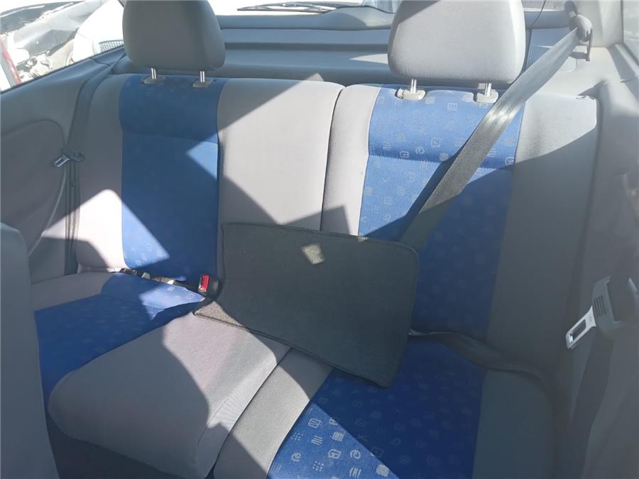cinturon seguridad trasero izquierdo seat ibiza (6k1) akk