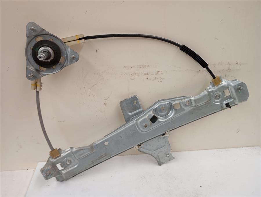 elevalunas electrico trasero derecho peugeot 2008 signature