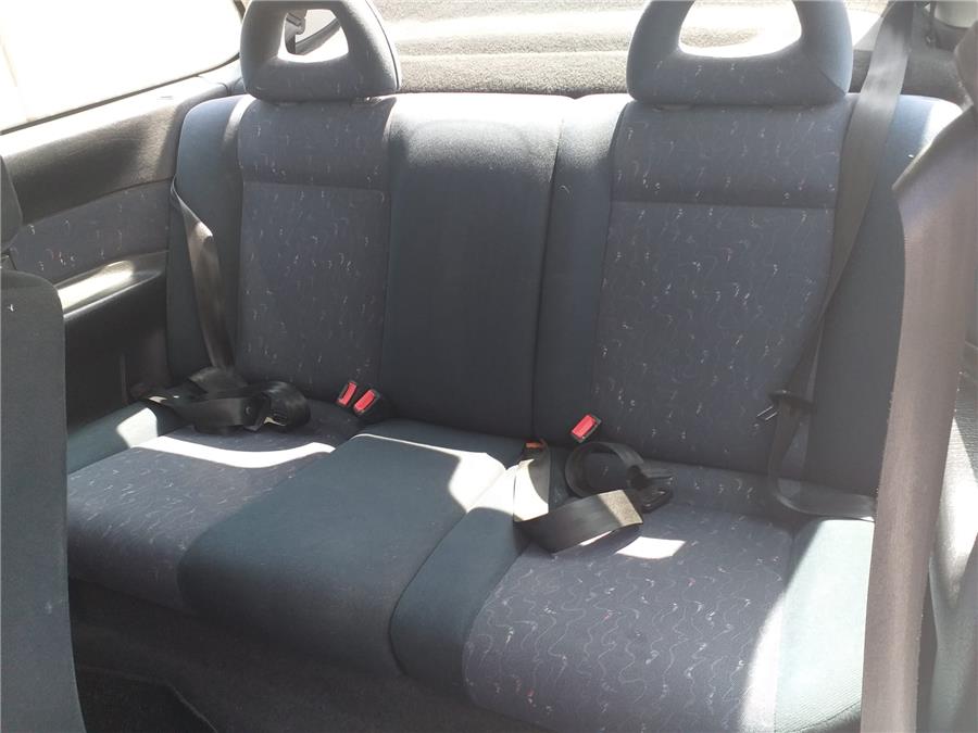 cinturon seguridad trasero derecho seat cordoba berlina (6k2) aft