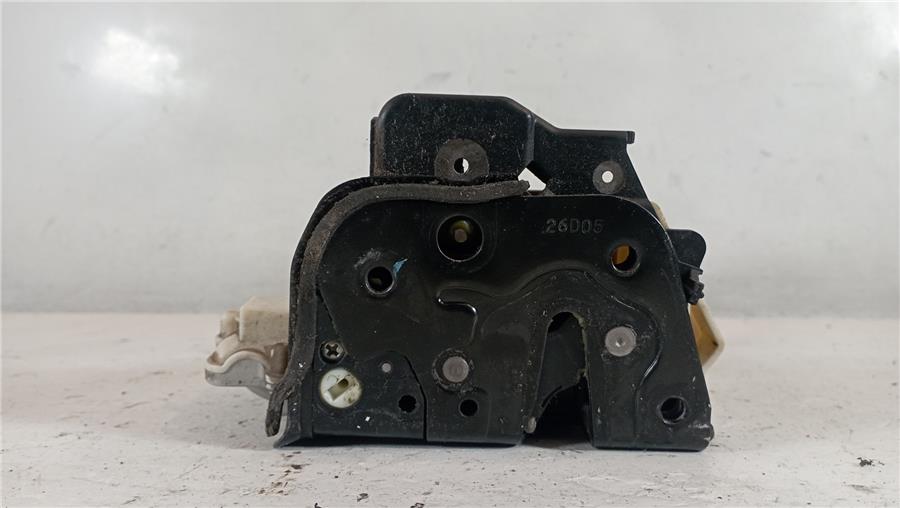 Cerradura Puerta Delantera Derecha