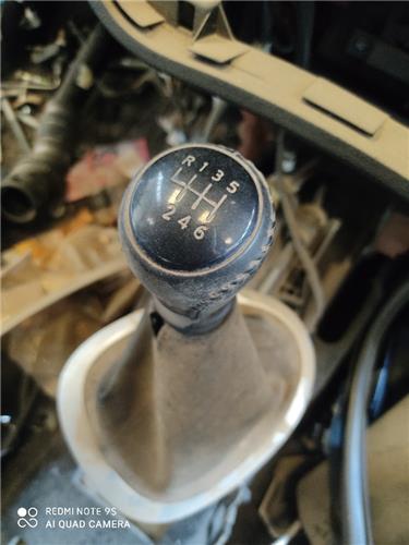 palanca de cambio nissan juke i (f15e)(06.2010 >) 1.5 acenta [1,5 ltr.   81 kw turbodiesel cat]
