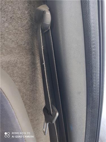 cinturon seguridad delantero izquierdo iveco daily furgón (2006 >) 2.3 furgón 35c... batalla 3000 [2,3 ltr.   93 kw diesel]