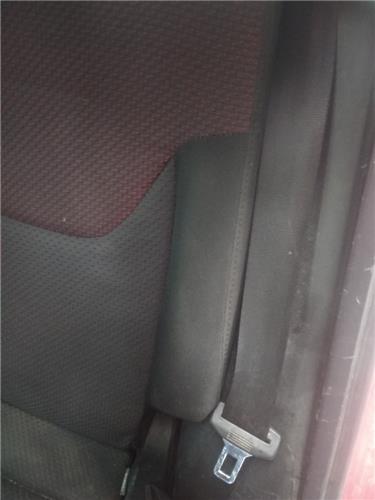 cinturon seguridad trasero izquierdo seat alt