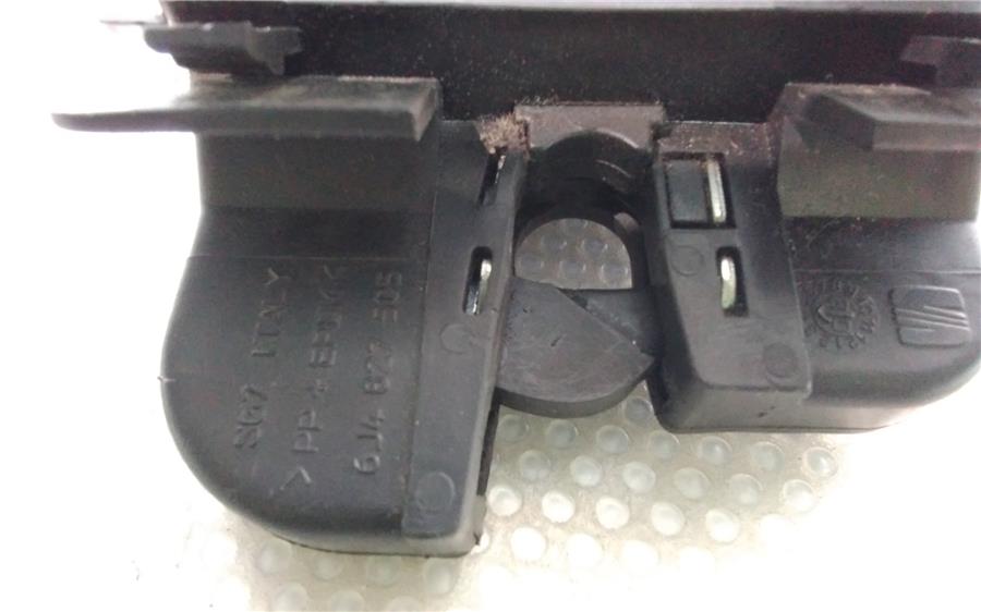 Cerradura Porton SEAT IBIZA BERLINA