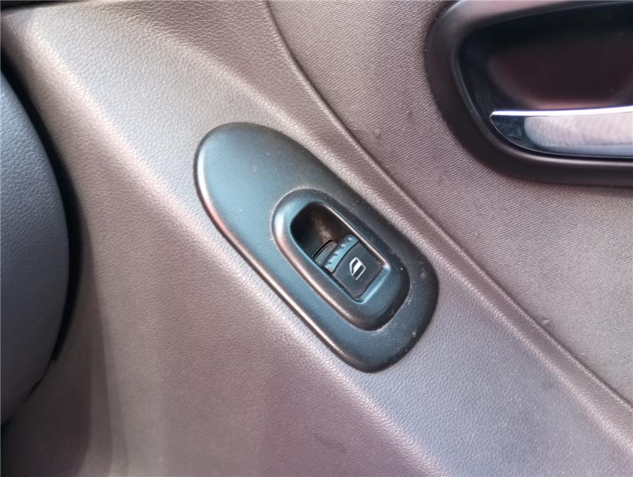 botonera puerta delantera derecha seat toledo (1m2) asv