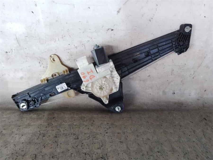 elevalunas electrico delantero izquierdo renault clio v business edition