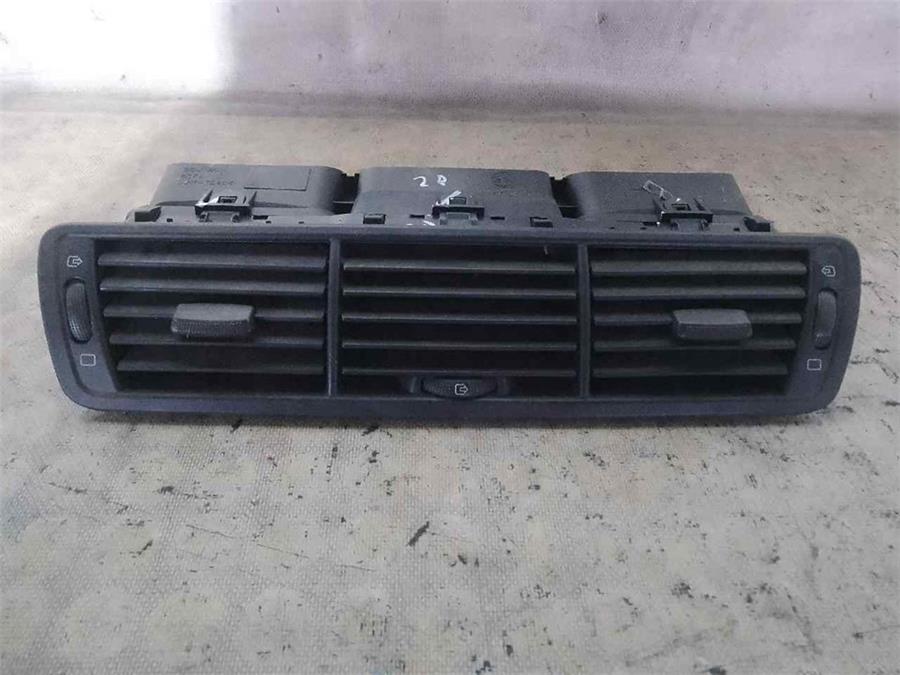 rejilla entrada de aire citroen c8 2.0 hdi sx