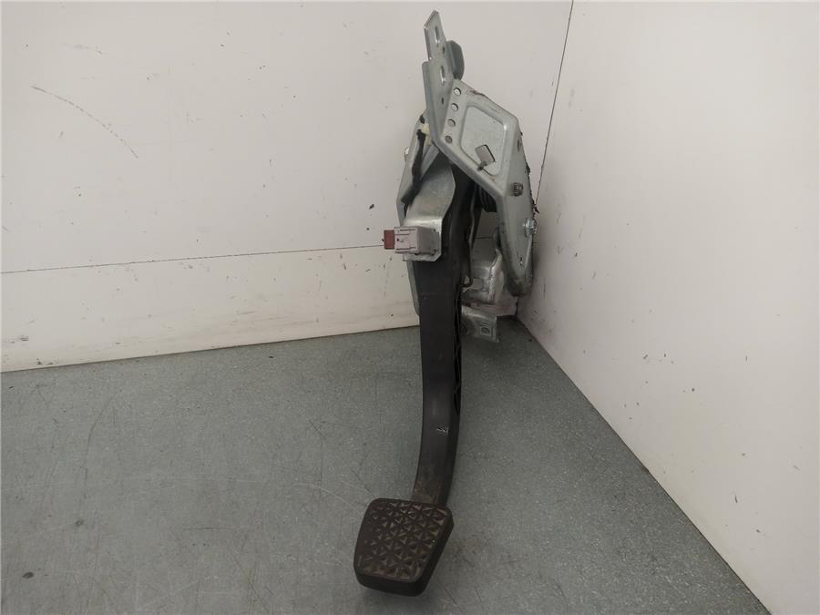 pedal embrague opel astra h berlina 