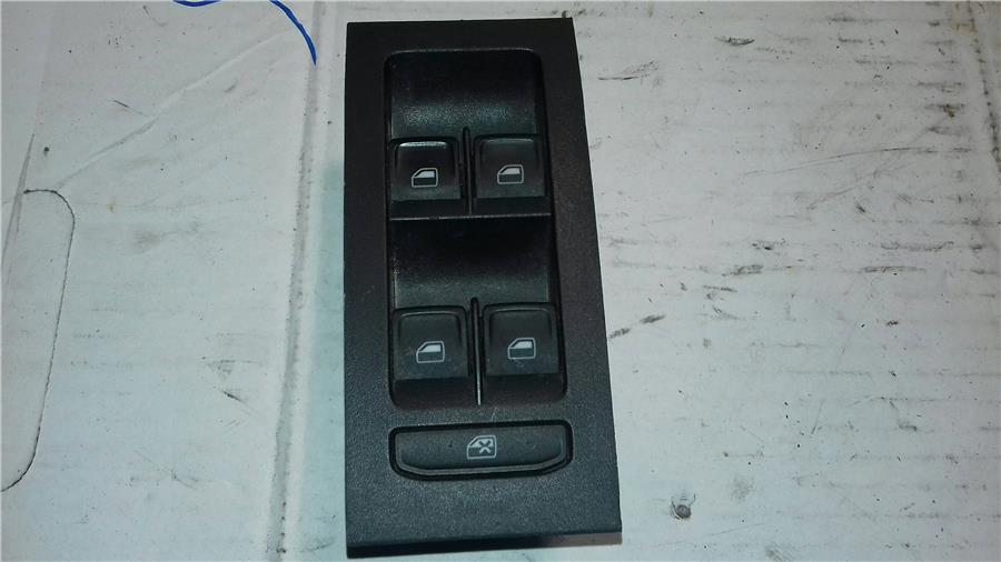 botonera puerta delantera izquierda skoda octavia combi 1.6 tdi dpf (105 cv)