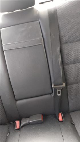cinturon seguridad trasero central mercedes benz clase c (bm 204) berlina (01.2007 >) 1.8 c 200 kompressor (204.041) [1,8 ltr.   135 kw]
