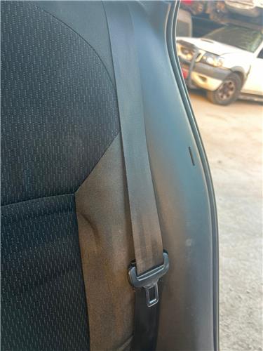 cinturon seguridad trasero izquierdo skoda rapid (nh)(07.2012 >) 1.6 active [1,6 ltr.   77 kw tdi dpf]