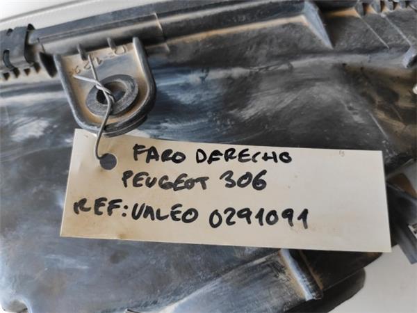 Faro Delantero Derecho Peugeot 306 D