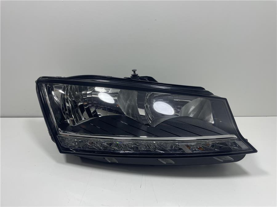 faro delantero derecho skoda fabia (nj3) active