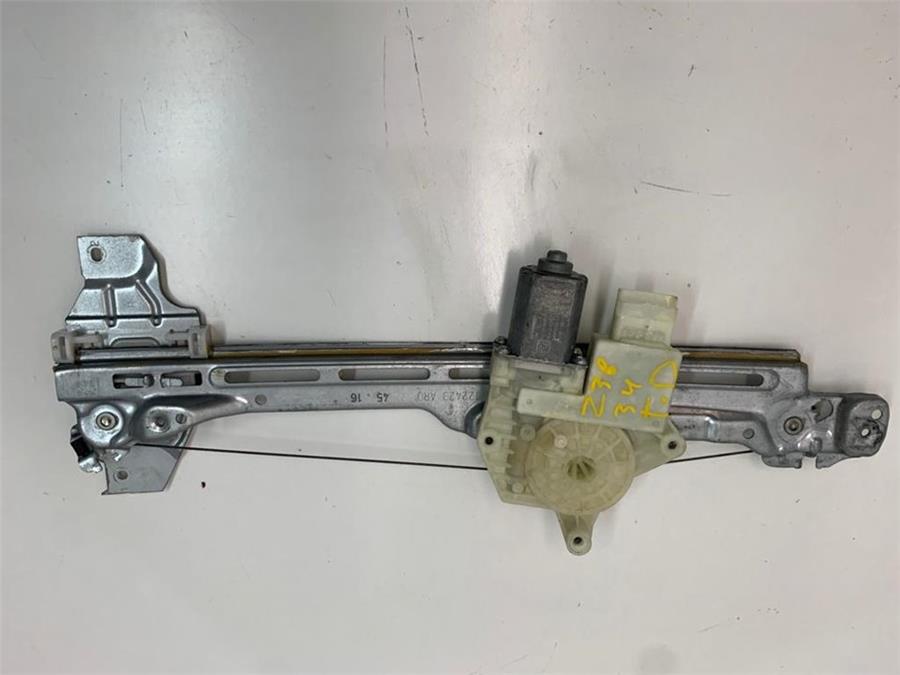 elevalunas electrico trasero derecho peugeot 308 style