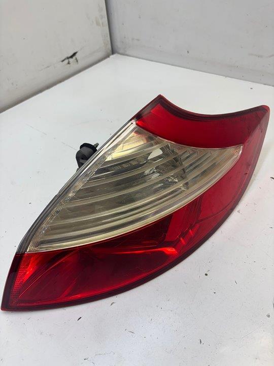 piloto trasero derecho renault megane iii berlina 5p dynamique