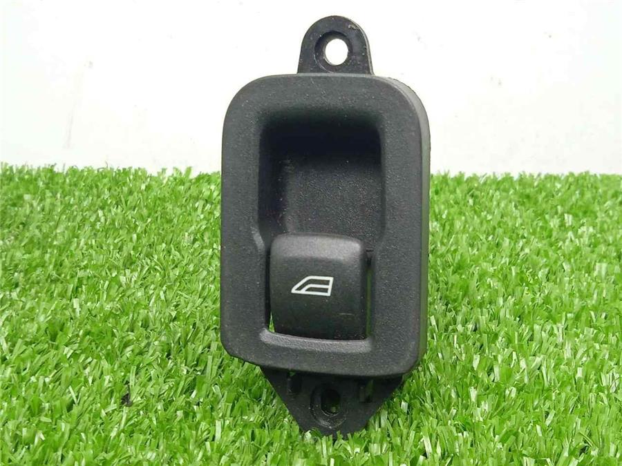 botonera puerta trasera derecha volvo s60 lim. 2.0 diesel cat