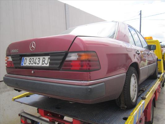 FOTO vehiculomercedes-benzclase e (bm 124) berlina (11.1984->)