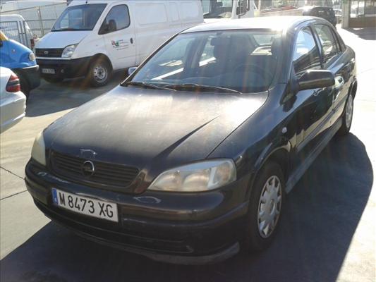 FOTO vehiculoopelastra g coupe (2000->)