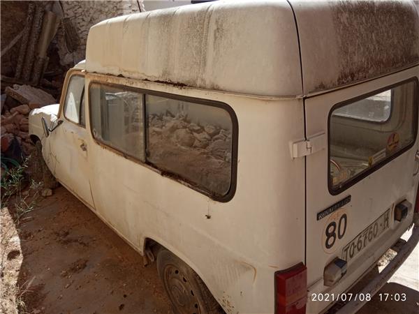 FOTO vehiculorenaultr  4 berlina/familiar/furgoneta (1961->)