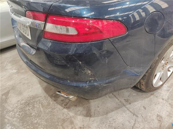 paragolpes trasero jaguar xf 2008  27 v6 dies