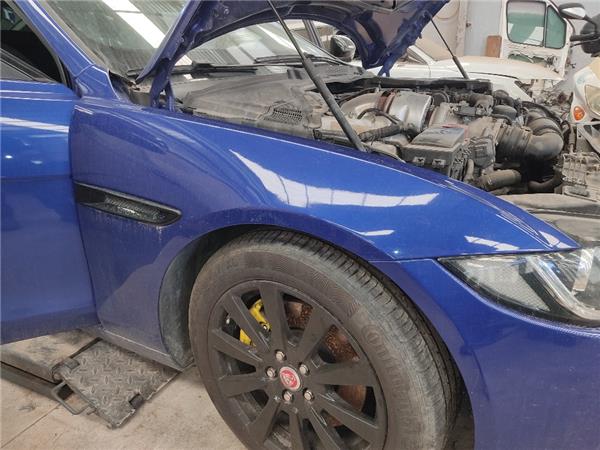 aleta delantera derecha jaguar xe 102014 20