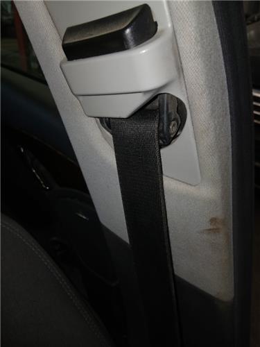 cinturon seguridad delantero izquierdo merced