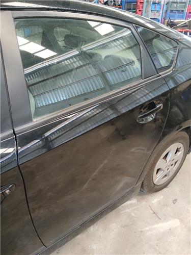 puerta trasera izquierda toyota prius zvw30 2