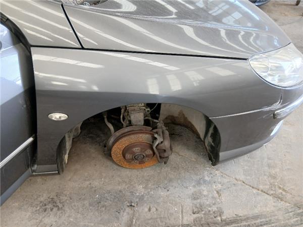 aleta delantera derecha peugeot 407 2004 20