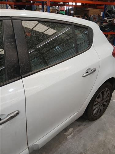 puerta trasera izquierda renault megane iii f