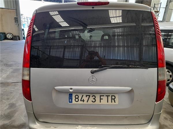 porton trasero mercedes benz vaneo 414 17 cdi