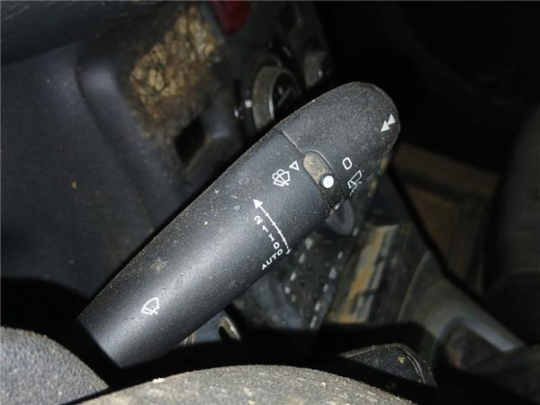 com 2000 citroen c3 picasso 2009 16 attracti