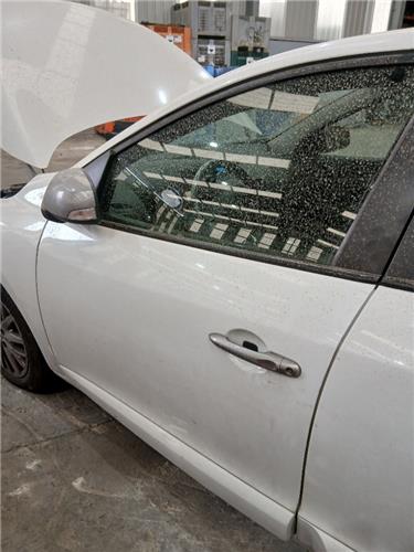 puerta delantera izquierda renault megane iii