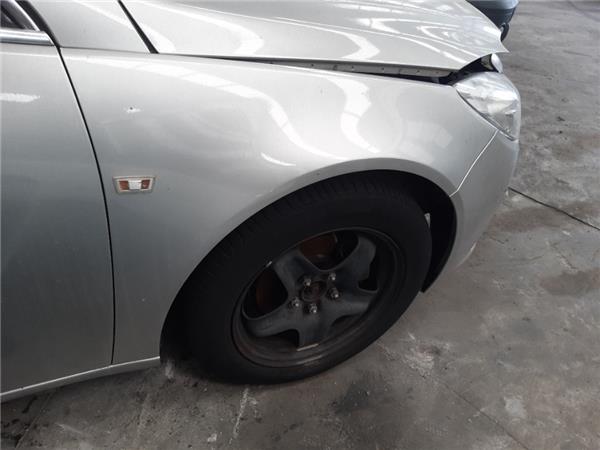 aleta delantera derecha opel insignia berlina