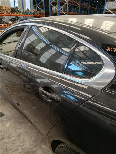 puerta trasera izquierda jaguar xf 2008  30 v