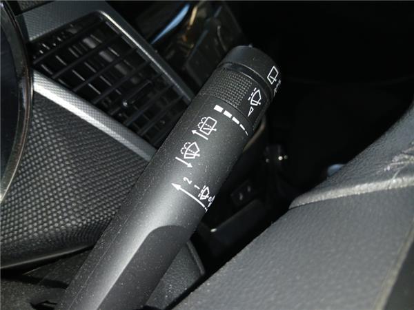 mando limpiaparabrisas chevrolet cruze 5 puer