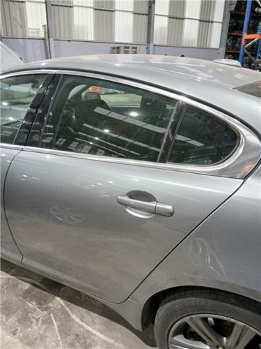 puerta trasera izquierda jaguar xf 2008 30 v