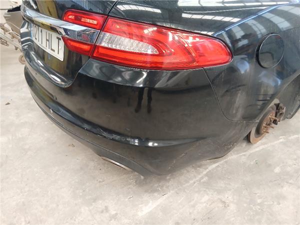 paragolpes trasero jaguar xf 2008  22 diesel