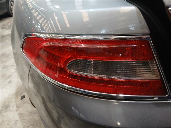 piloto trasero izquierdo jaguar xf 2008 30 v