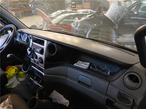 salpicadero iveco daily furgon 2006  30 furgo