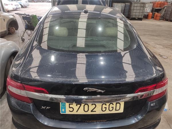 porton trasero jaguar xf 2008  27 v6 diesel p